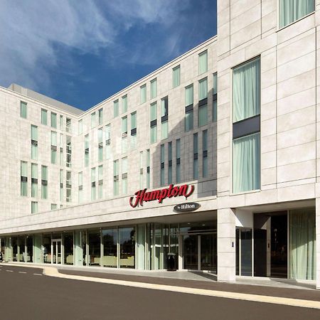 Hotel Hampton By Hilton London Stansted Airport Stansted Mountfitchet Esterno foto