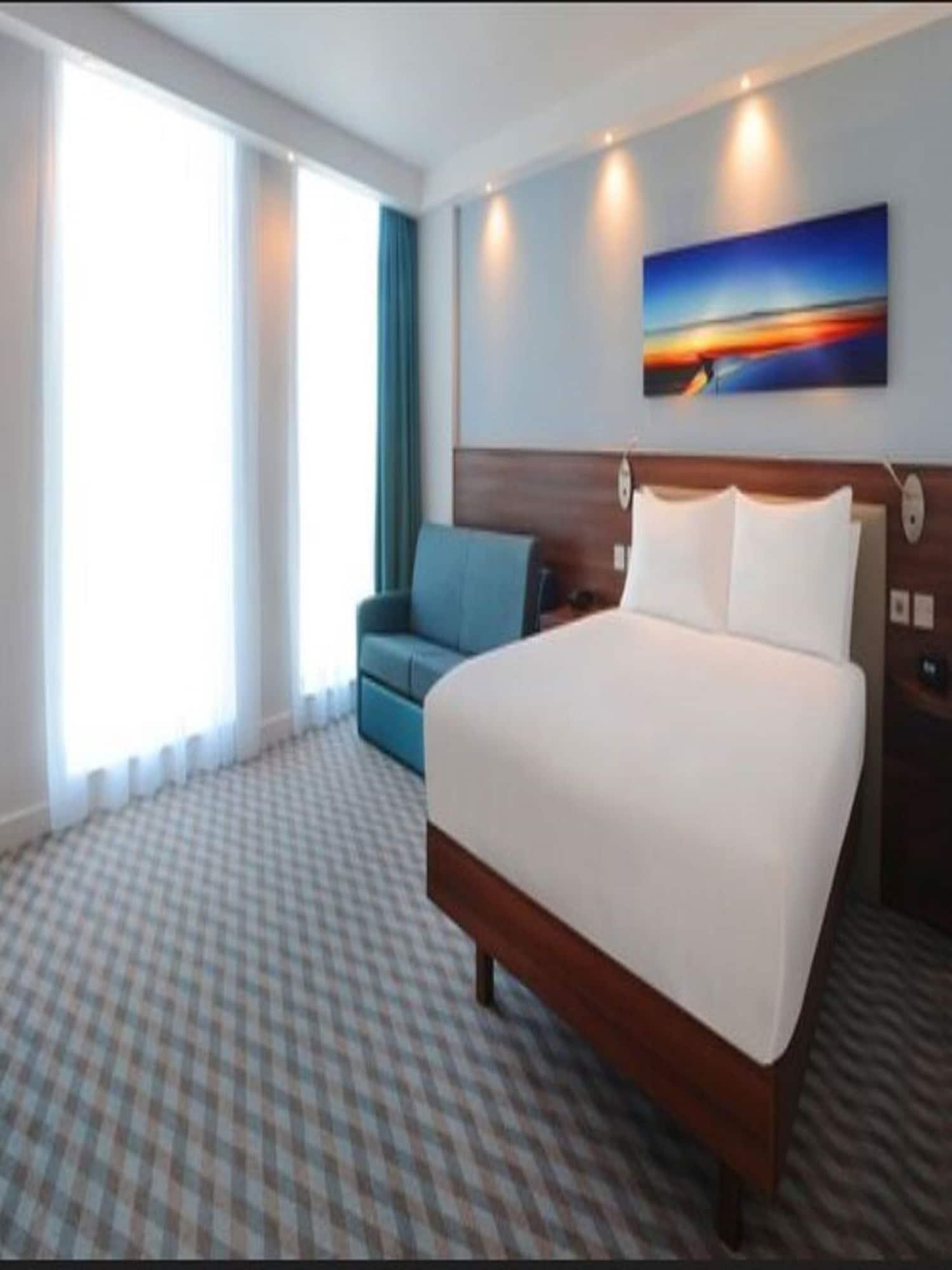 Hotel Hampton By Hilton London Stansted Airport Stansted Mountfitchet Esterno foto