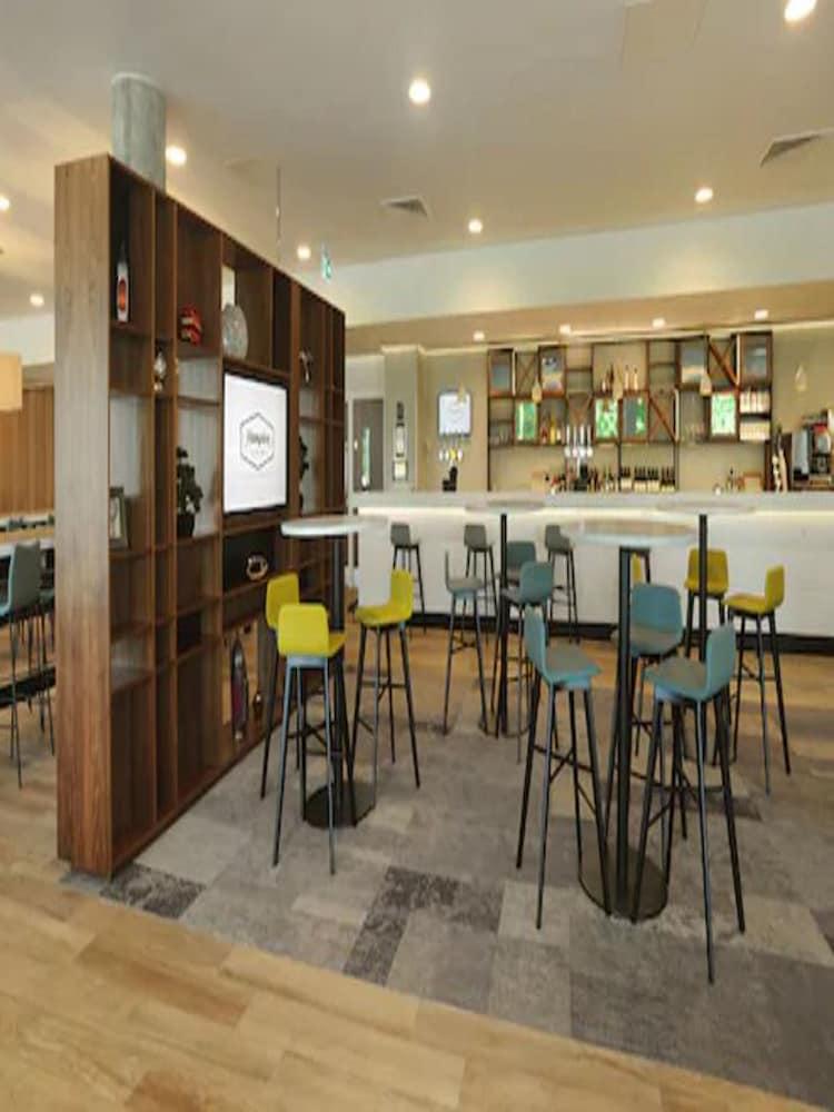 Hotel Hampton By Hilton London Stansted Airport Stansted Mountfitchet Esterno foto